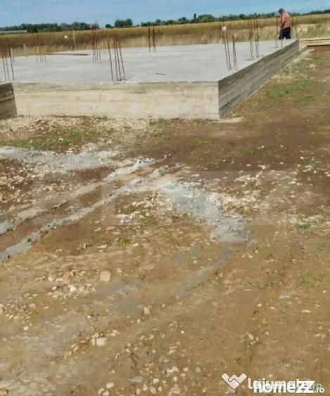 Teren de 500 mp, în Sântandrei