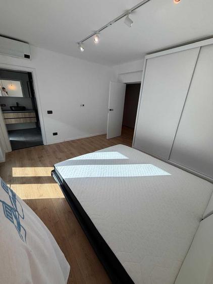 Apartament cu 3 camere decomandat în Albert