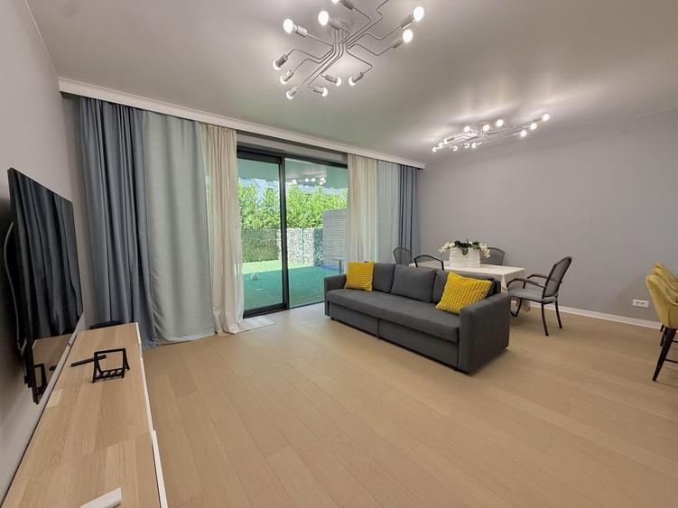 Apartament cu 3 camere decomandat, mobilat în Băneasa