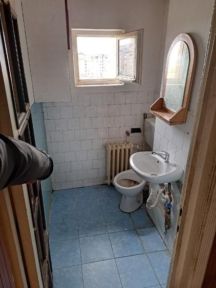 Apartament cu 3 camere decomandat în Dacia