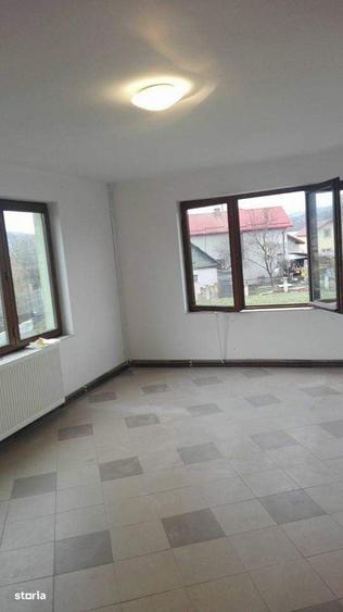 Casă cu 4 camere în Vișea