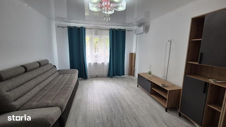 Apartament cu 2 camere decomandat în Micro 16