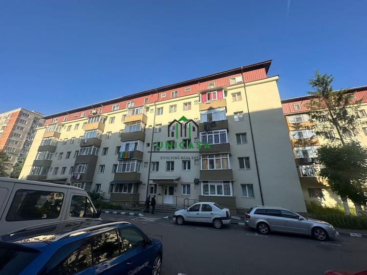Garsonieră decomandată, mobilată în Ostroveni