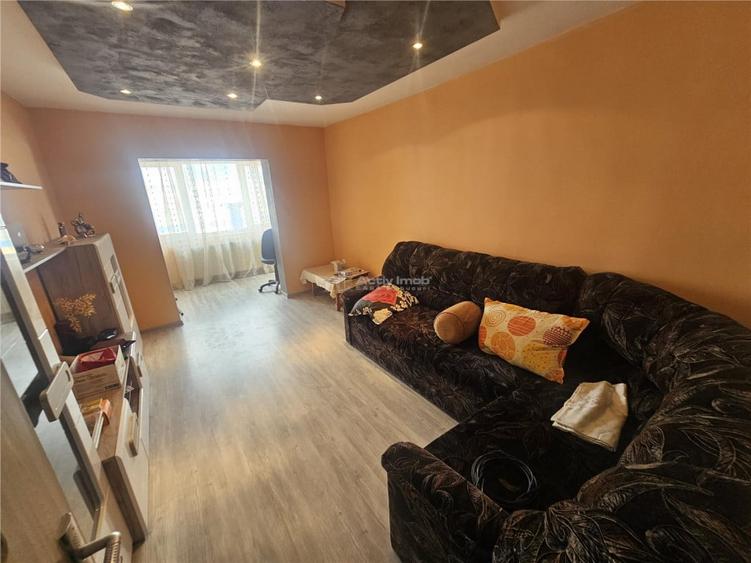Resita, 3 Cam. Dec., Mobilat Utilat, Calea Timisoarei - 1