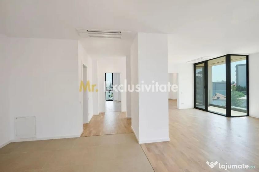 Apartament cu 3 camere decomandat în Trivale