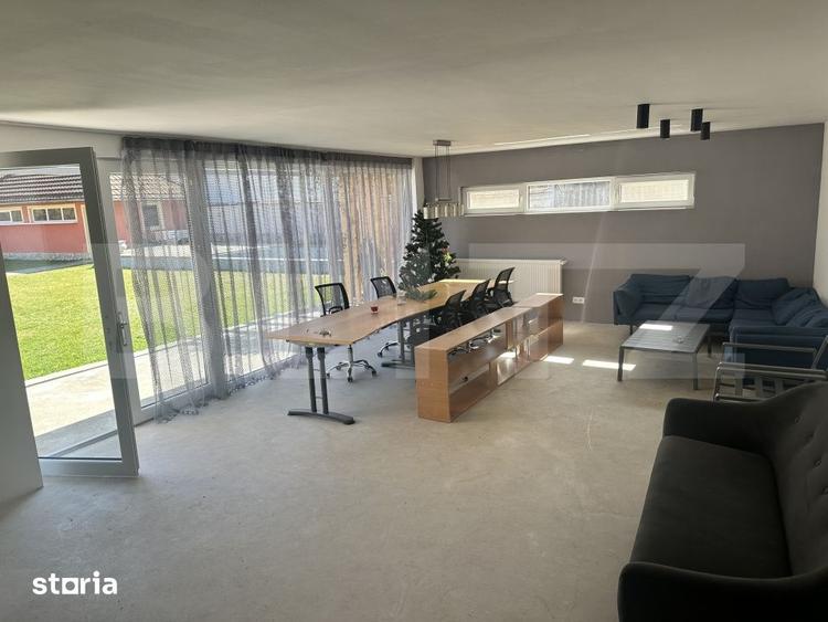Casă cu 3 camere cu Teren 3298 Mp în Vețel