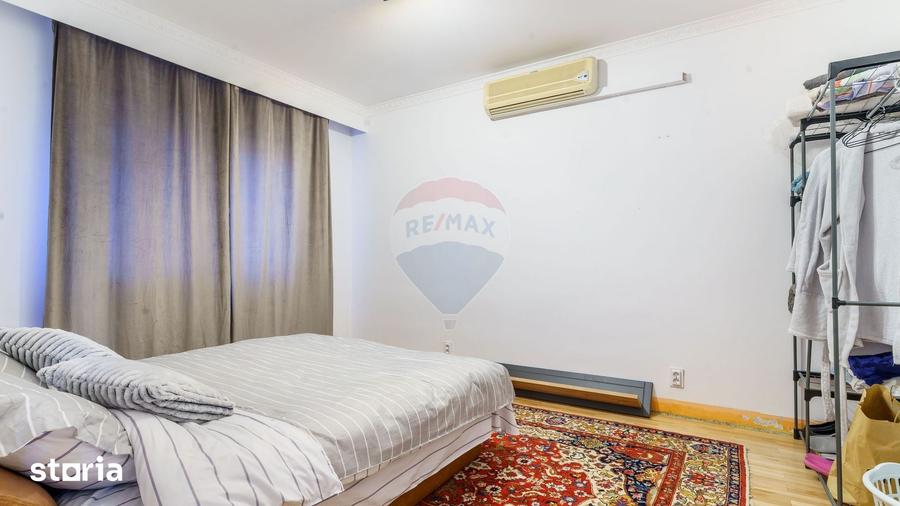 Casă cu Teren 607 Mp în Între Lacuri