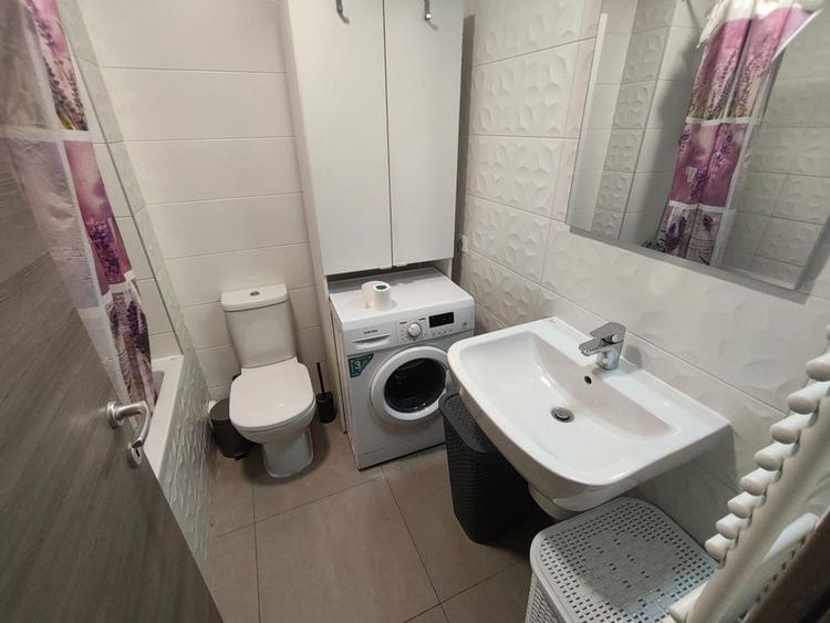Apartament cu 2 camere decomandat în Politehnica