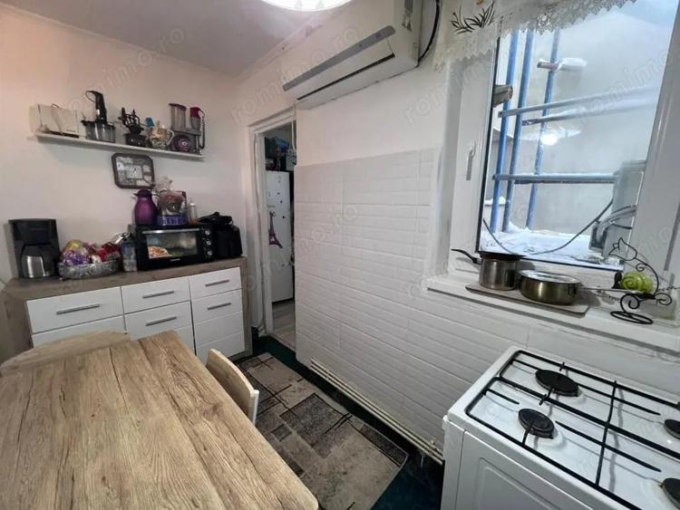 Apartament cu 2 camere decomandat în Micro 15