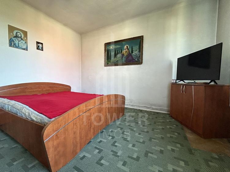 Casă individuală cu 3 camere cu Canalizare în Gușterița