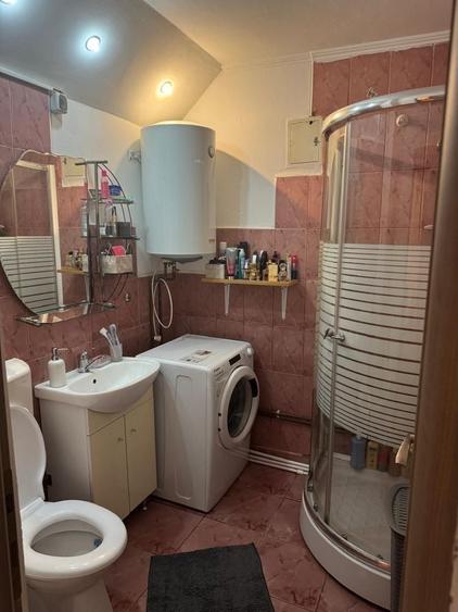 Apartament cu 2 camere decomandat în 23 August