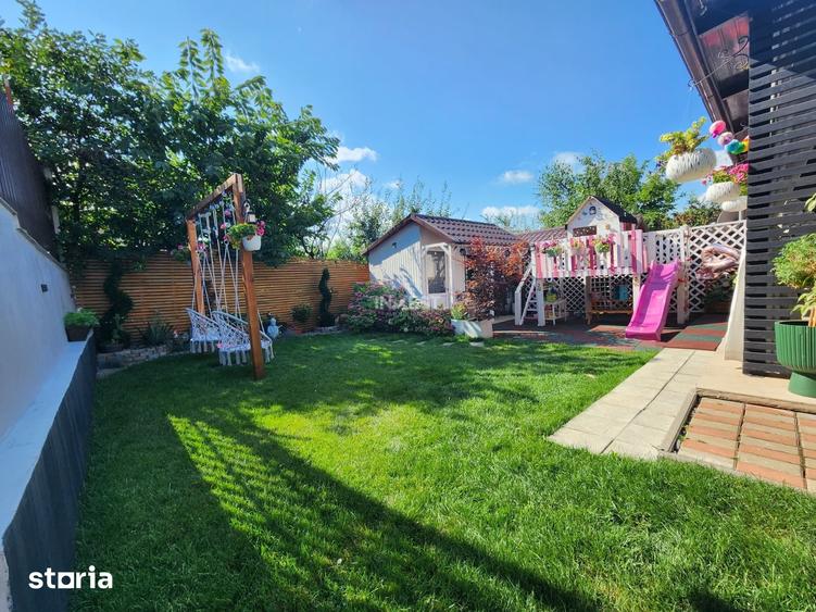 Casă cu 4 camere cu Teren 300 Mp în Valea Adâncă