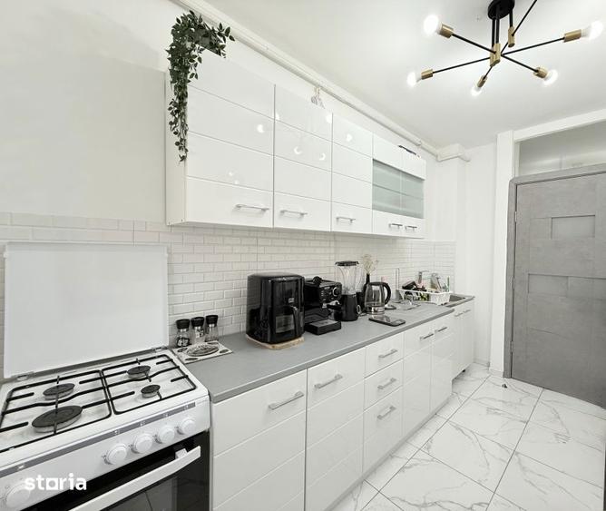 Apartament 2 camere de inchiriat in Tomis II living generos, balco - 2