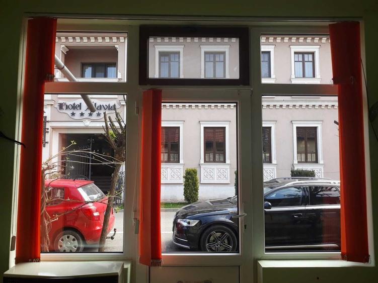 Spațiu comercial, de 20 mp, în Ultracentral