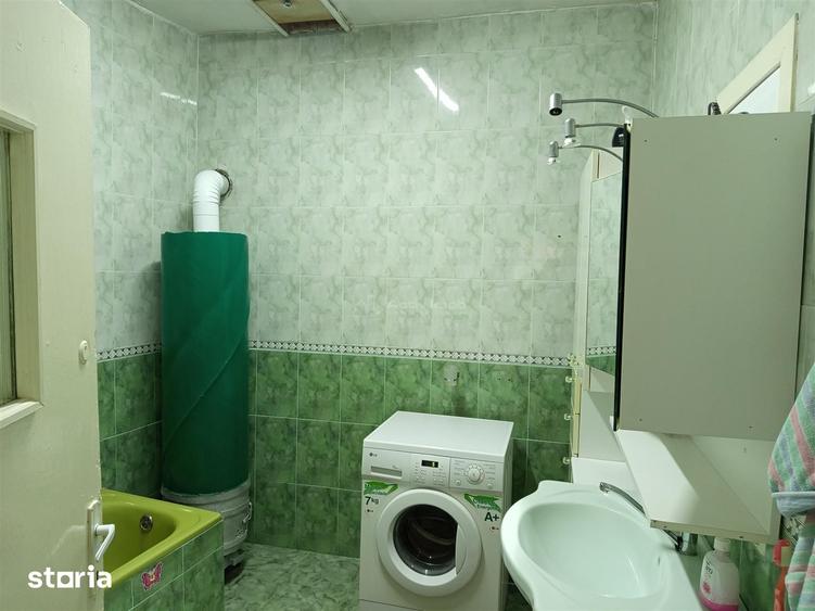 Casă cu Teren 1803 Mp în Anina