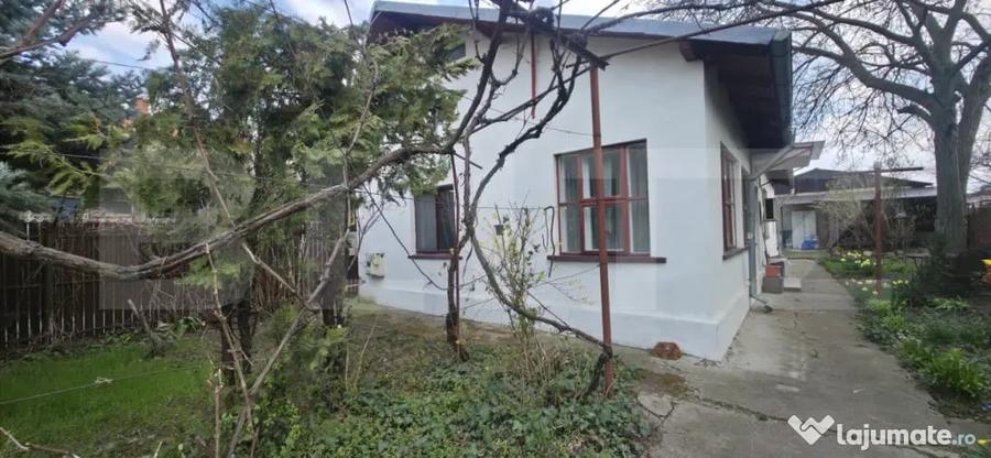 Casă cu 3 camere cu Teren 400 Mp în Central