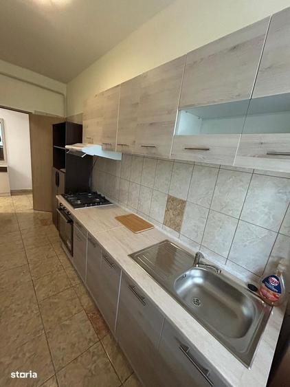 Apartament cu 2 camere decomandat în Granit