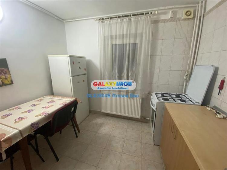 Garsonieră decomandată, mobilată în Lujerului