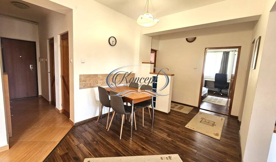 Apartament cu 4 camere semidecomandat, mobilat în Zorilor
