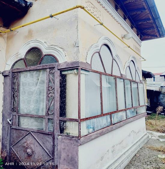 Casă cu 3 camere cu Teren 220 Mp în Exterior Vest