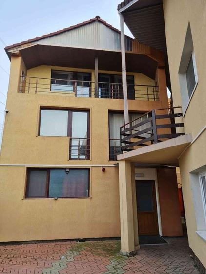 Spațiu comercial, de 794 mp, în Batiz
