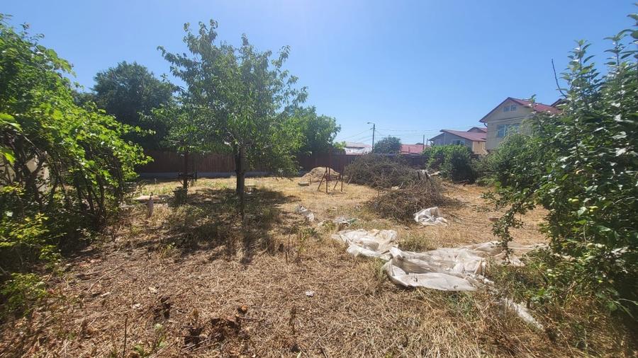 Teren agricol extravilan de 899 mp, în Central