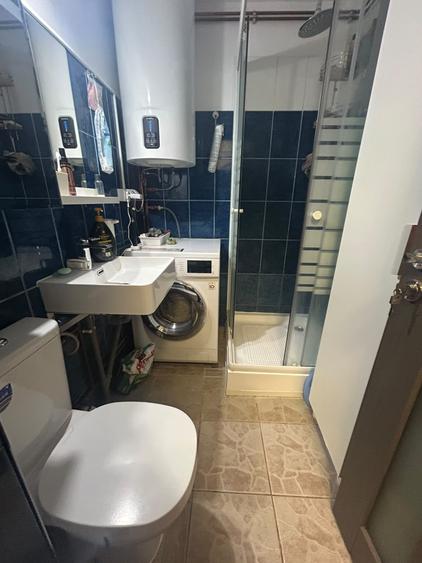Apartament cu 2 camere decomandat în Berceni