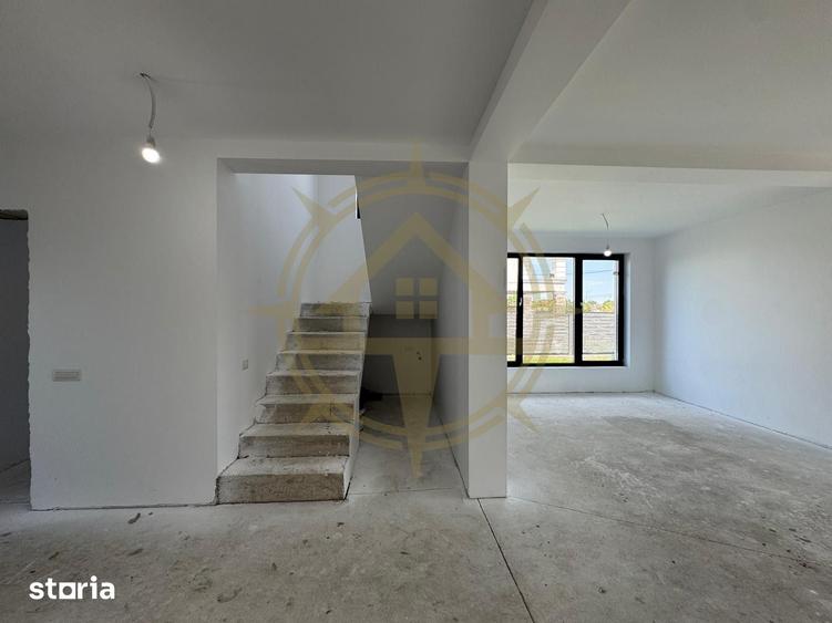 Casă cu 4 camere cu Teren 400 Mp în Crevedia