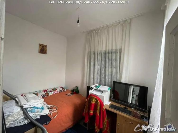 Casă cu 3 camere cu Teren 387 Mp în Central