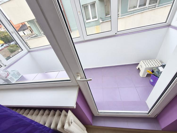 Apartament cu 2 camere decomandat în Dacia