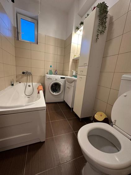 Garsonieră decomandată în Central
