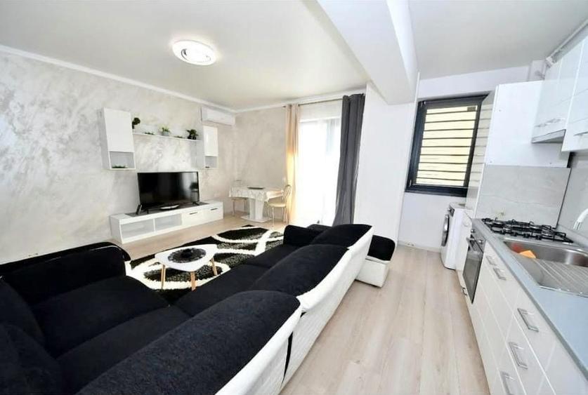 Apartament cu 2 camere semidecomandat, mobilat în Bd. Coșbuc