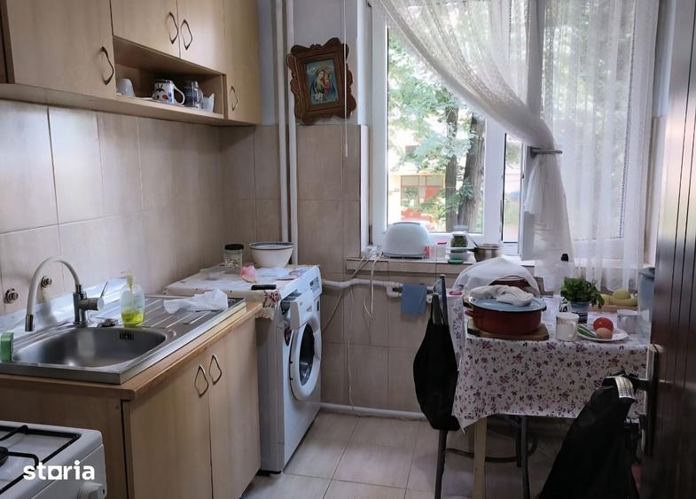 Apartament 3 camere in Calea Severinului-Supeco,Etajul 1/4 - 4