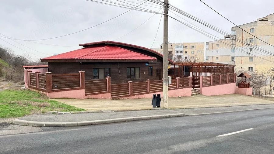 Spațiu comercial, de 150 mp, în Central