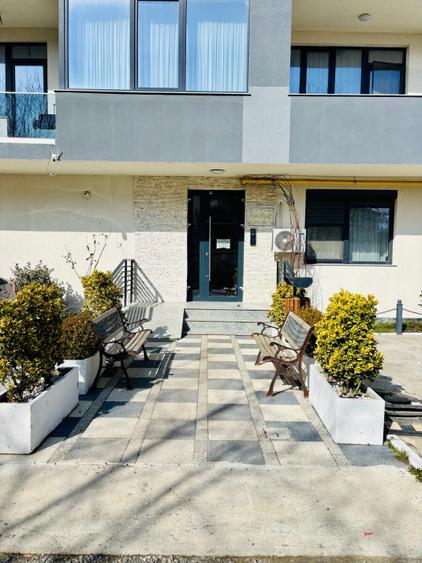 Apartament cu 2 camere semidecomandat, mobilat în Central
