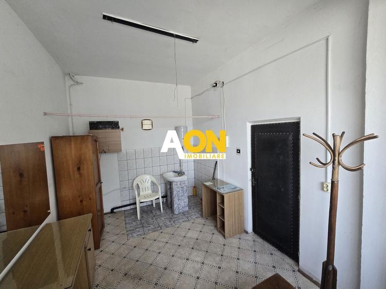 Spațiu comercial, de 16 mp, în Cetate