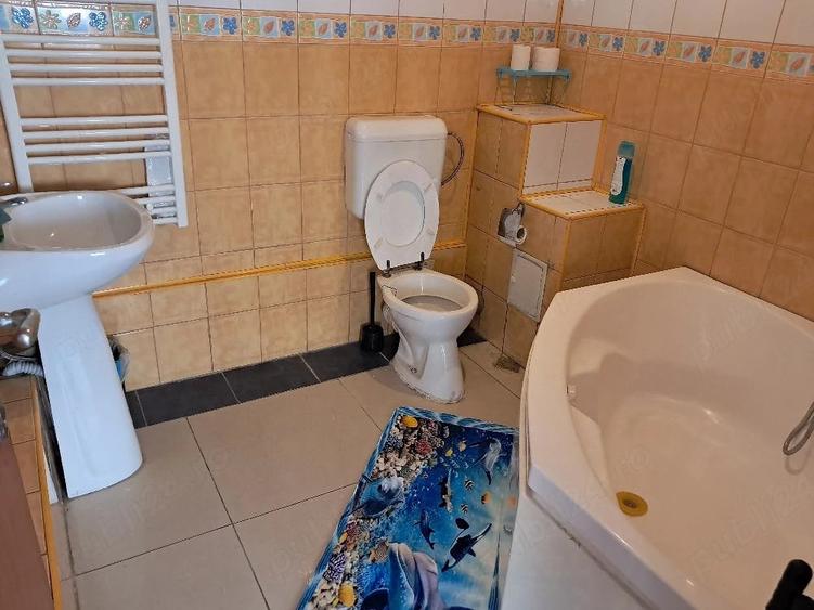 Casă cu Teren 178 Mp în Berceni
