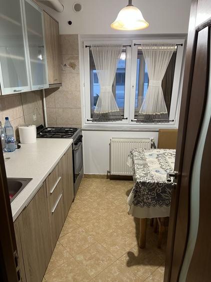 Apartament cu 2 camere decomandat în Exterior Vest