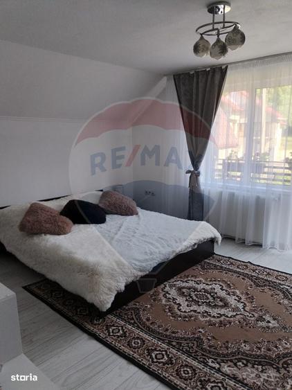 Casă cu 4 camere în Valea Hotarului