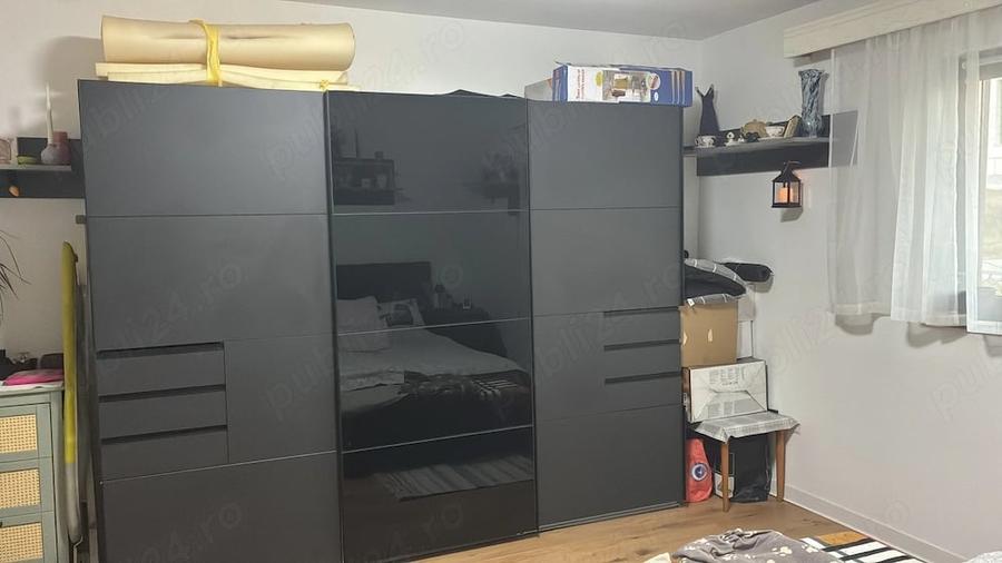 Casă cu 7 camere cu Teren 623 Mp în Ploscoș