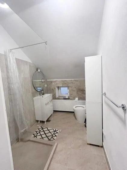 Apartament cu 4 camere decomandat în Bălcescu