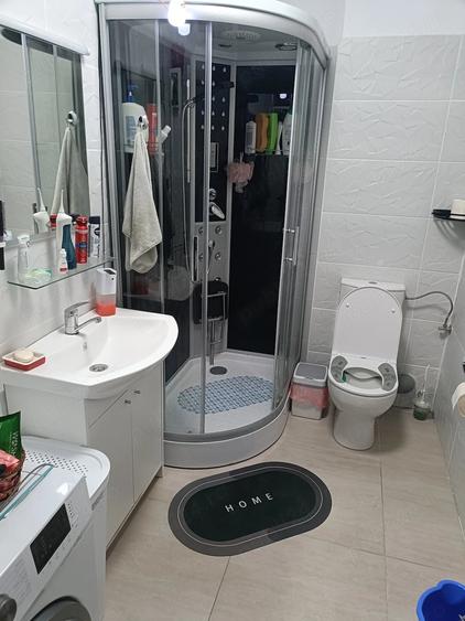 Apartament cu 2 camere decomandat în Dobroești