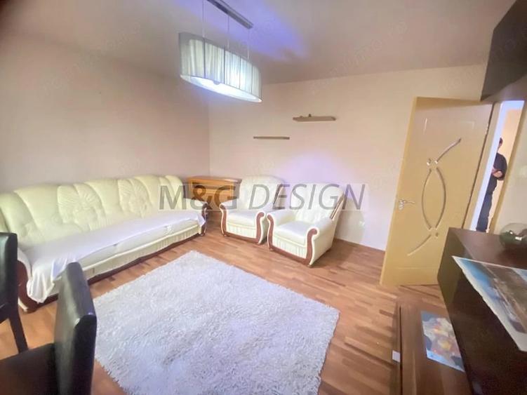 Apartament cu 4 camere decomandat în Complex Studențesc