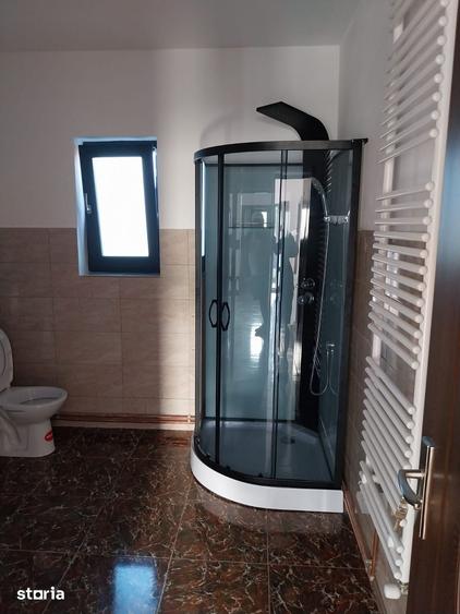 Casă cu 3 camere cu Teren 500 Mp în Dumești