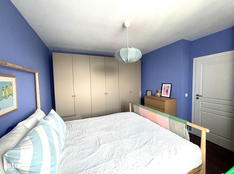 Apartament cu 3 camere în Lipovei