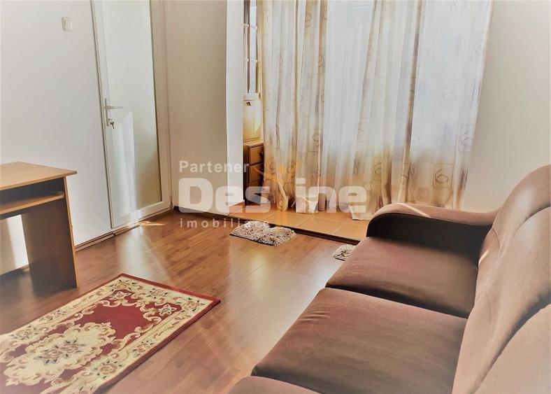 Garsonieră semidecomandată în Lipovei