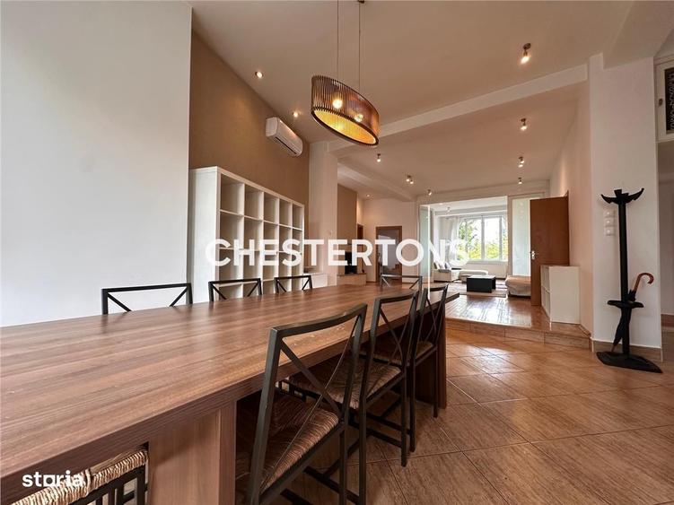 Apartament cu 3 camere decomandat în Primăverii