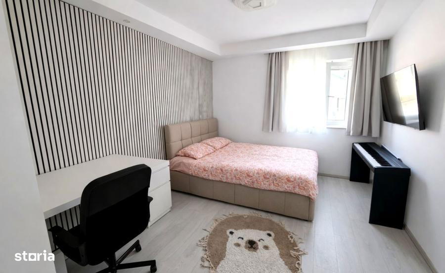 Casă cu 4 camere cu Teren 60 Mp în Pipera