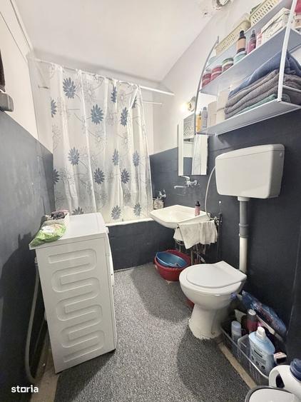 Apartament cu 3 camere decomandat în Tudor