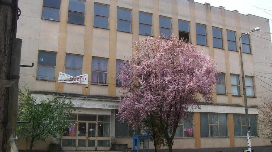 Spațiu comercial, de 385 mp, în Central